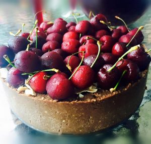 Raw choc avo mousse tart